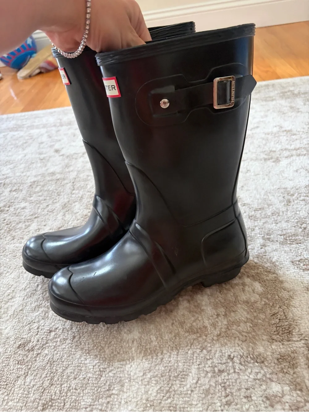 8 • Hunter Women's Black Short Waterproof Rain Boots with Side Buckle